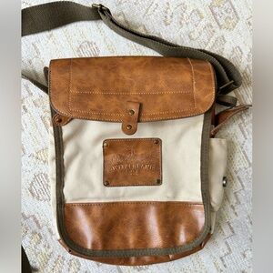 Unisex Crossbody Leather Bag by Alpine Club Switzerland
